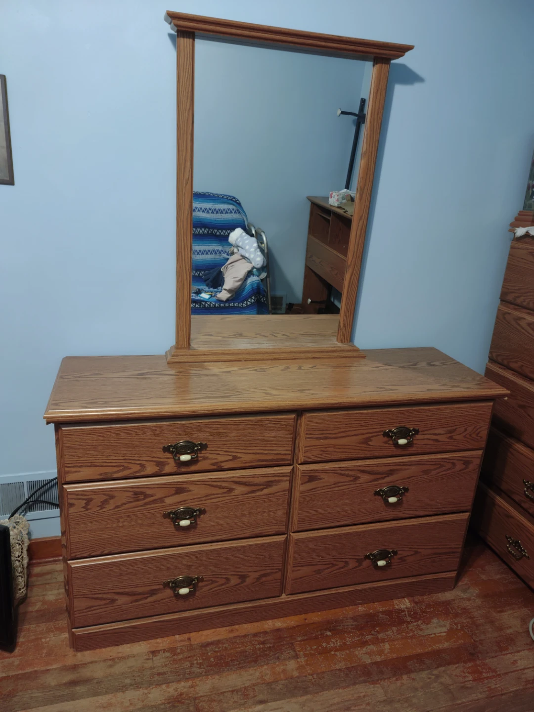 Dresser - photo 2