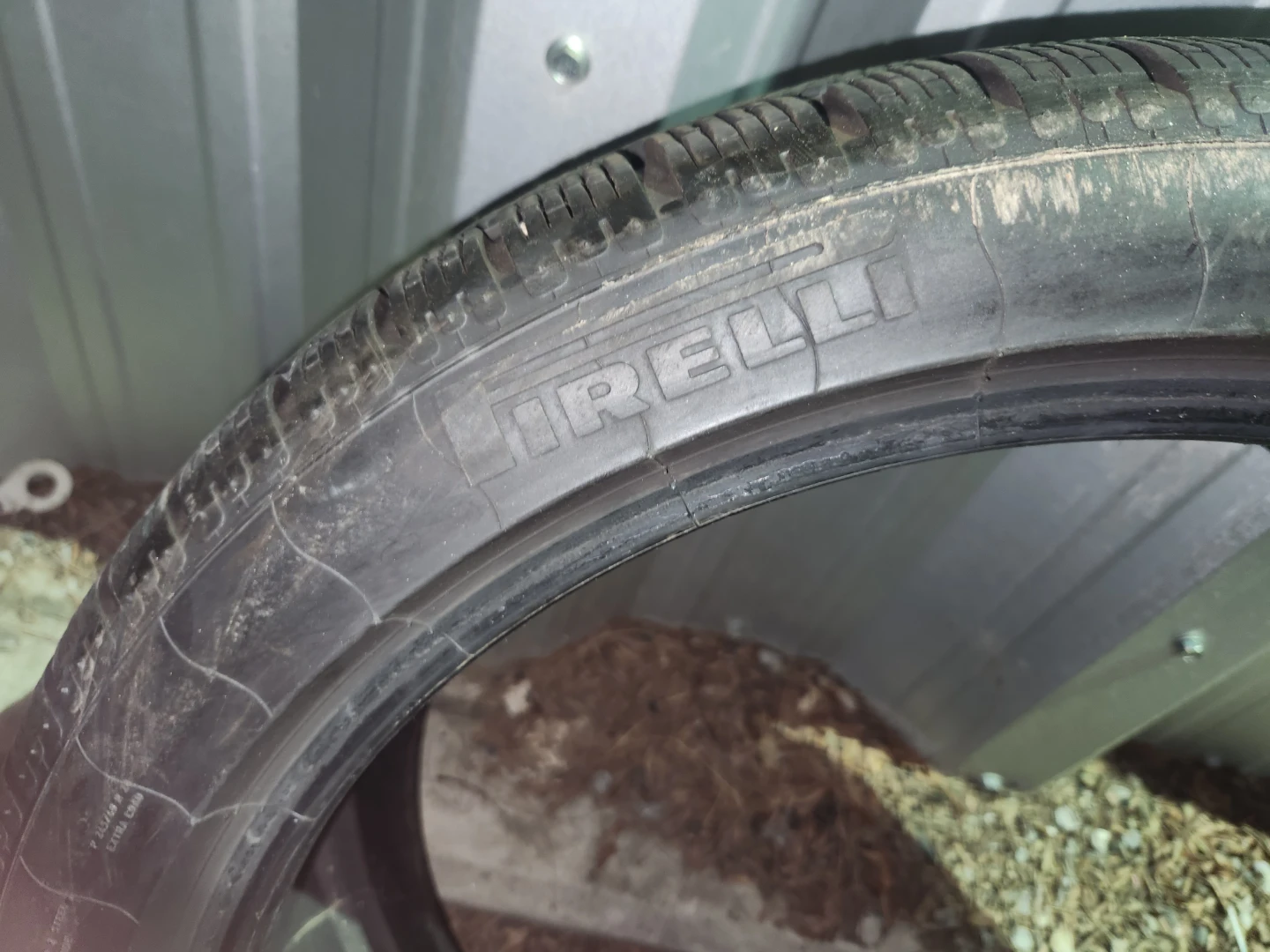 Pirelli Winter Sottozero Run Flat Tire 245/40R20 - photo 5