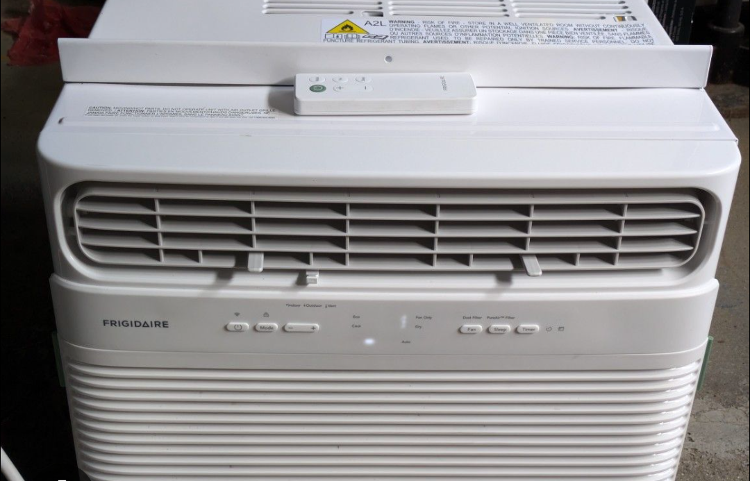 6,000Btu FRIGIDAIRE Remote Controlled AC Unit - photo 4