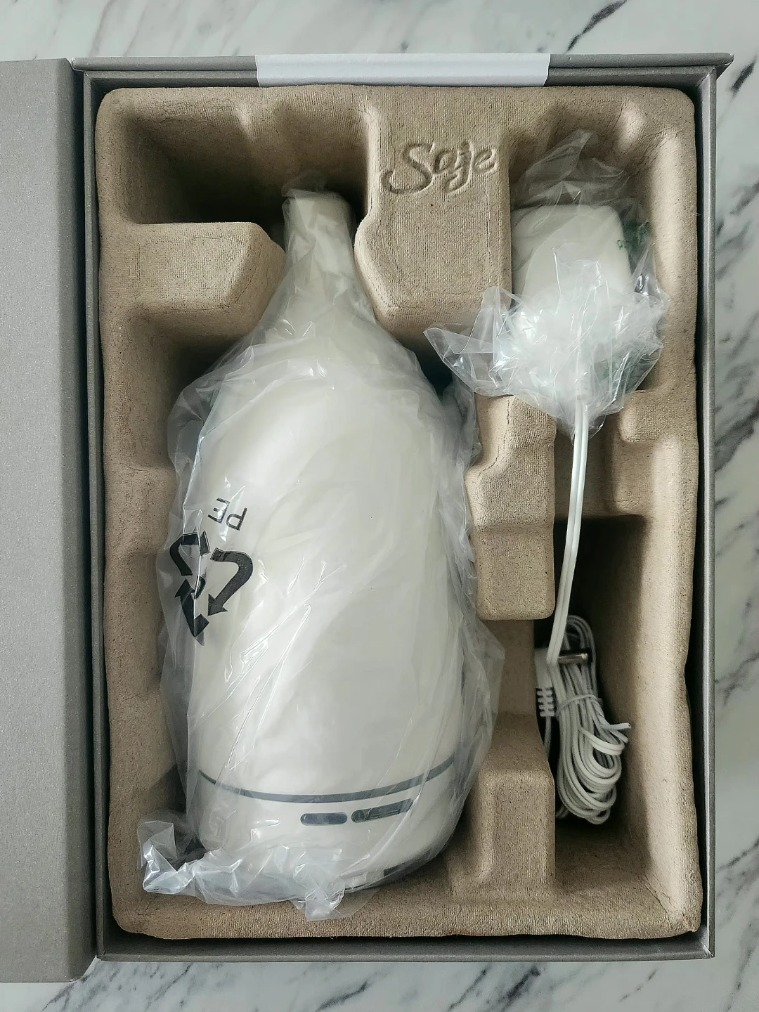 Saje Aroma OM Ultrasonic Diffuser with Essential Oils - photo 5