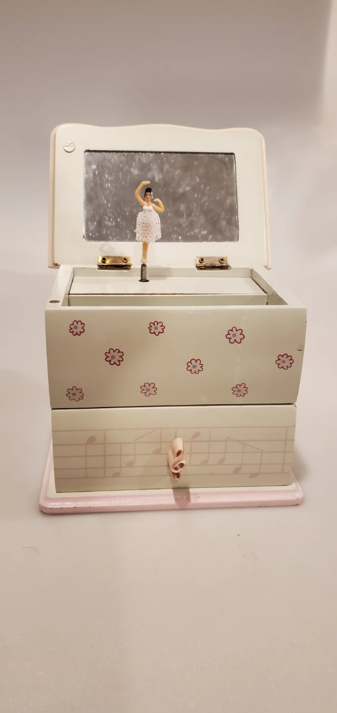 Ballet Dancer Musical Jewellery Box - photo 3
