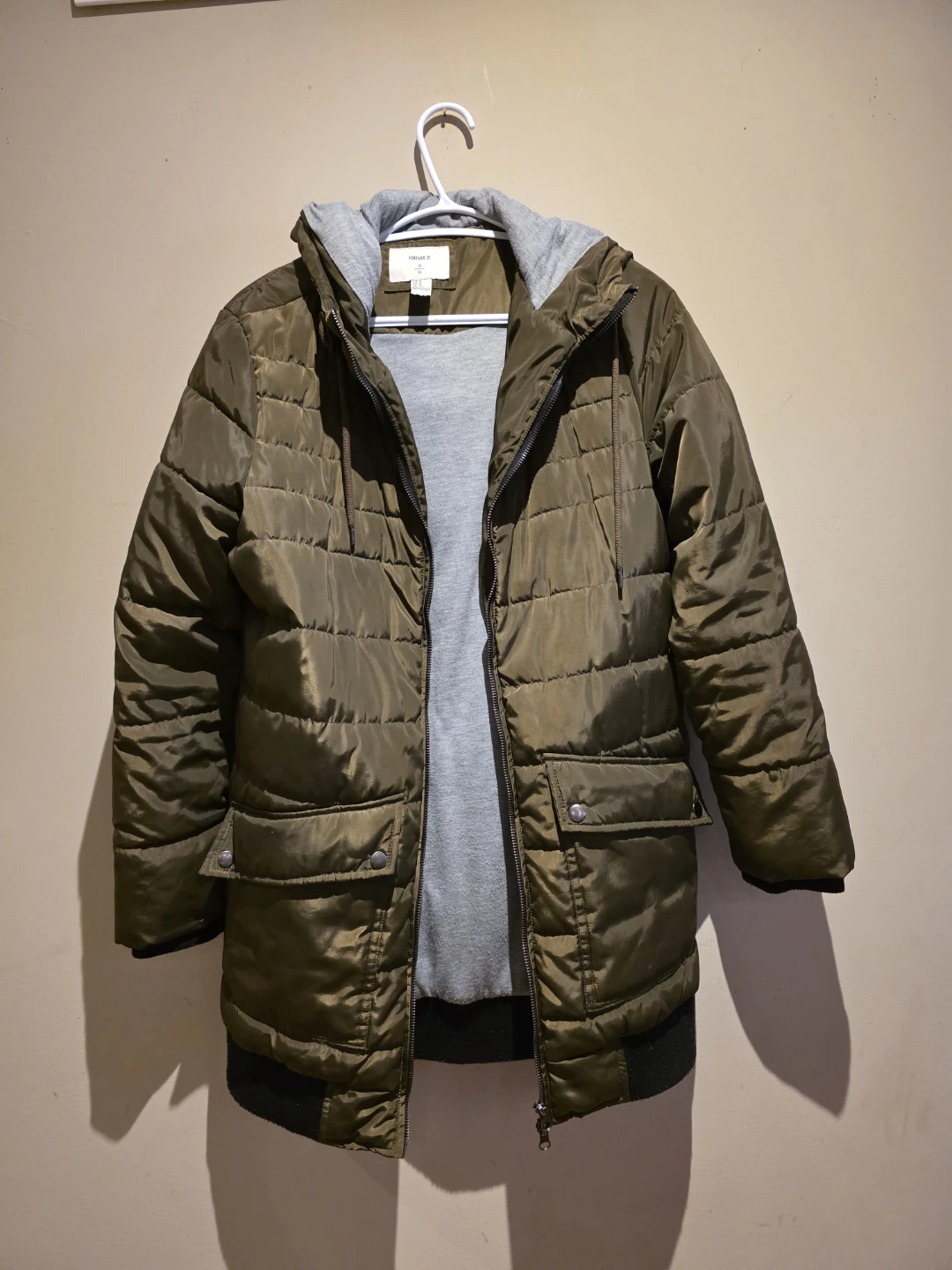 Forever 21 Puffer Jacket with Hood - Olive Green - Size Medium