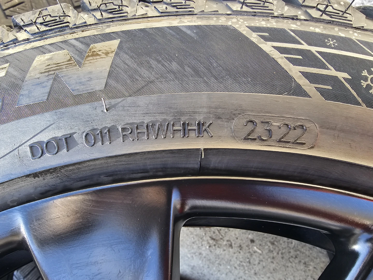 TESLA MODEL Y WINTER TIRES ON RIMS 255/45 R19 - photo 5
