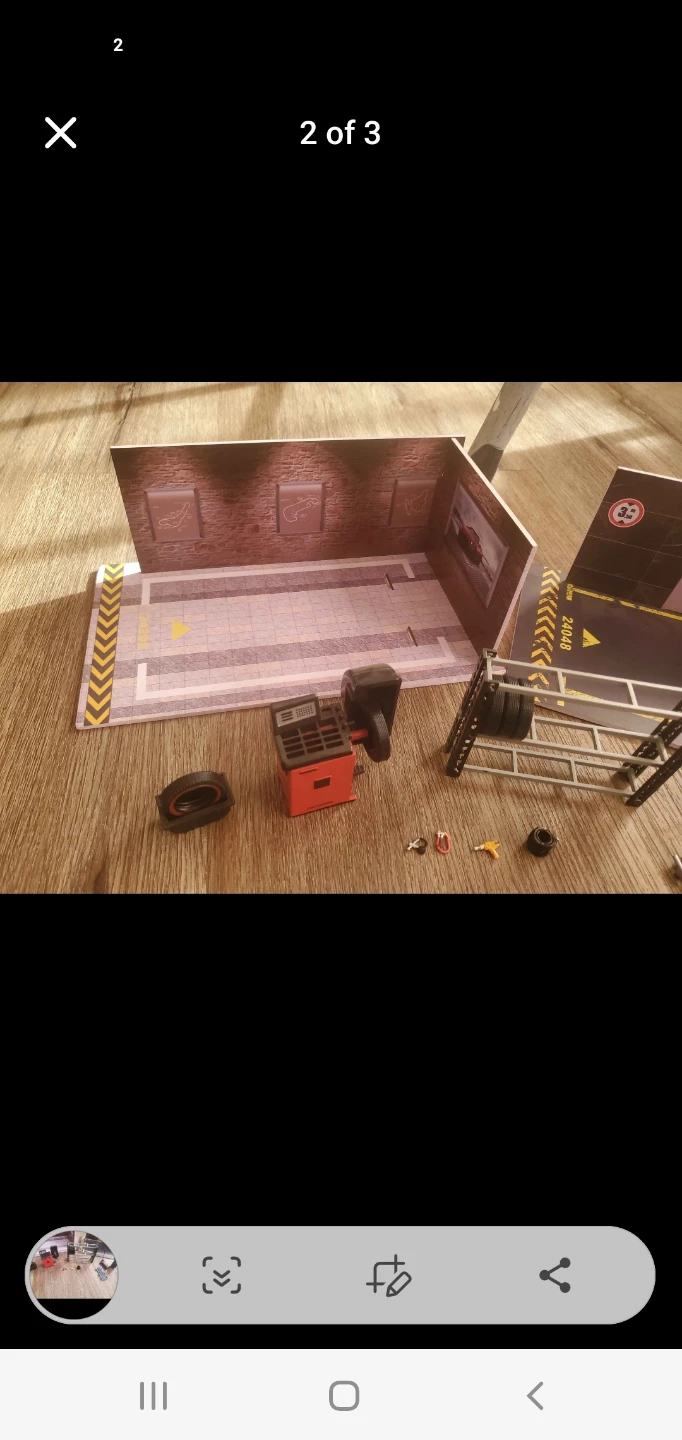 1/24 scale displays - photo 2