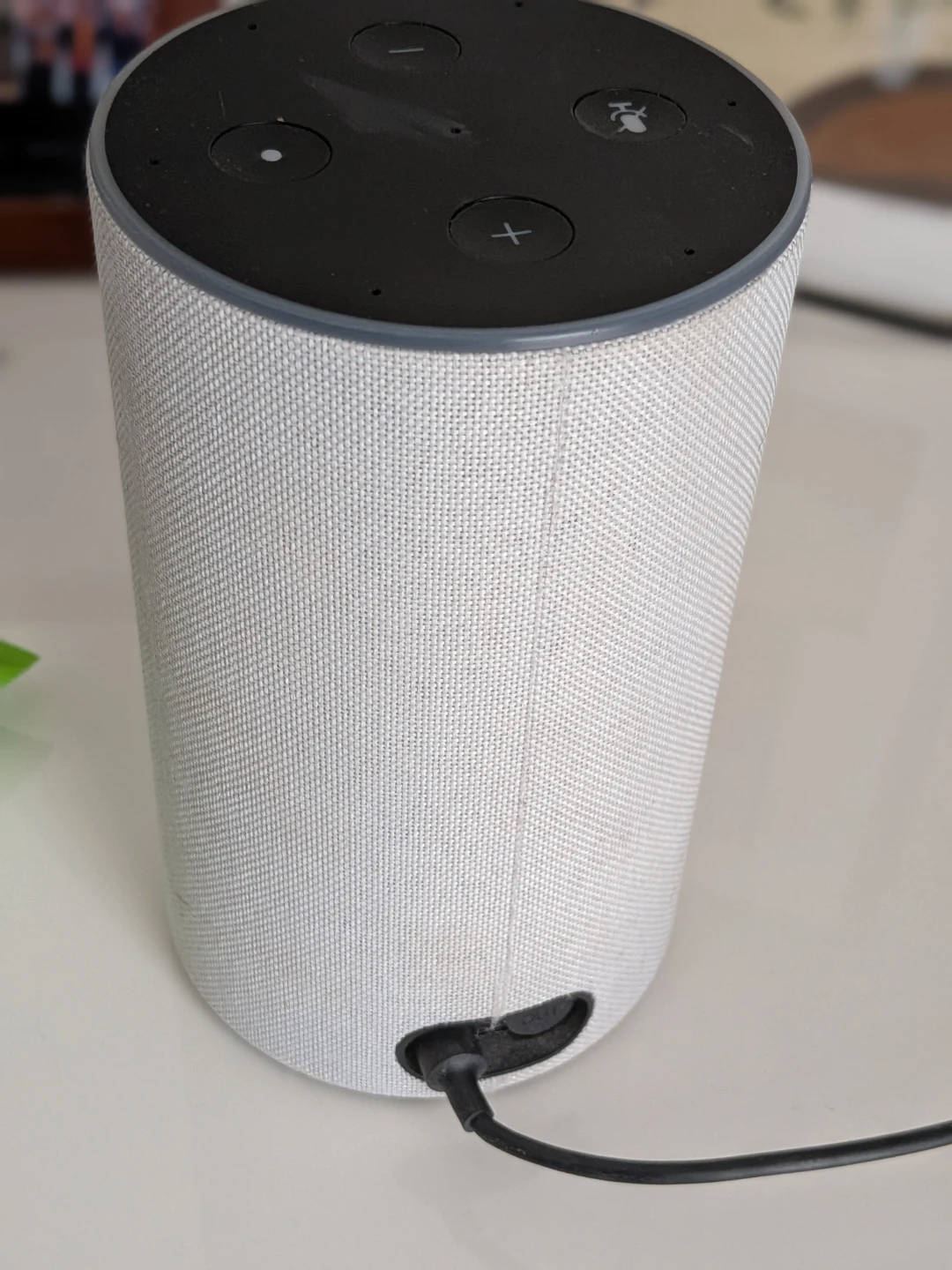 Amazon Echo (2nd Gen) Smart Speaker - White - photo 4