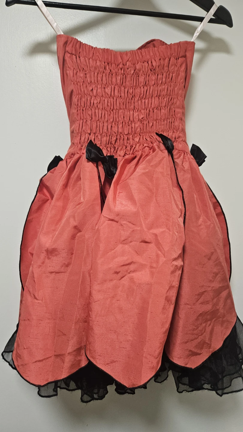 Komlies Women's Coral Dress with Black Accents 80s style retro - photo 2