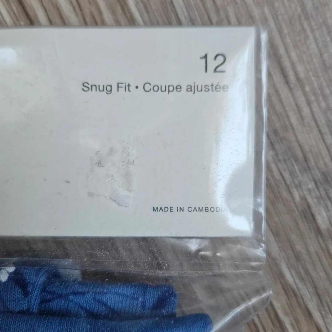 Gap Kids long sleeve pjs, size 12 - photo 3