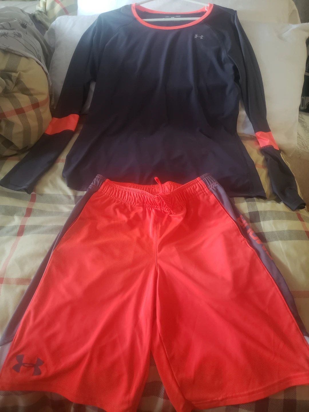 Under Armour Long Sleeve Shirt and Shorts Set