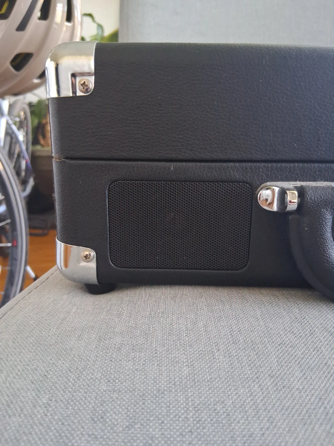 Victrola Portable Record Player - photo 3
