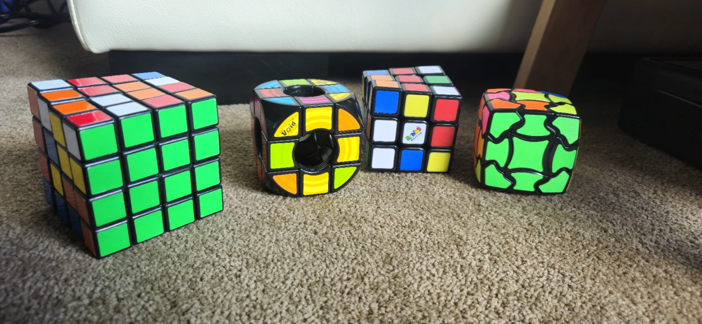 Collection of 4 Puzzle Cubes  🌱