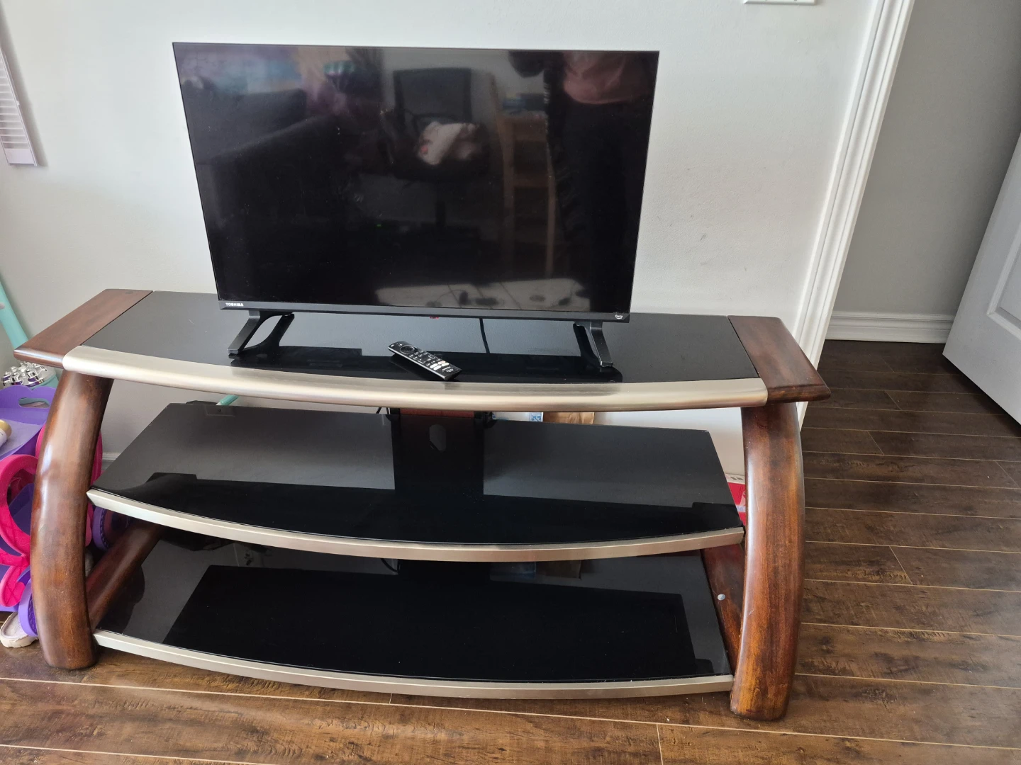 Cherry wood glass layered TV Stand- Excellent condition - photo 2