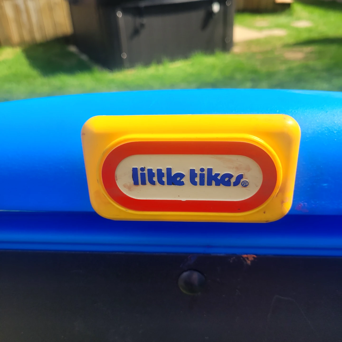 Little Tikes Blue and Yellow Double-Sided Easel - photo 2