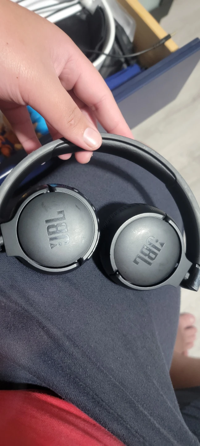 JBL 660 NC