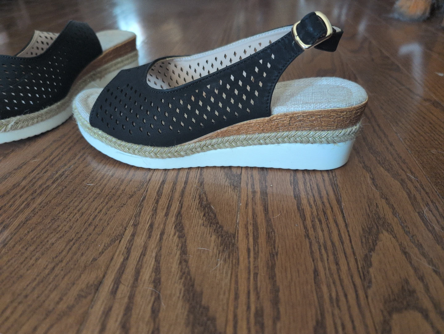 Black Wedge Sandals Size 39 - photo 2