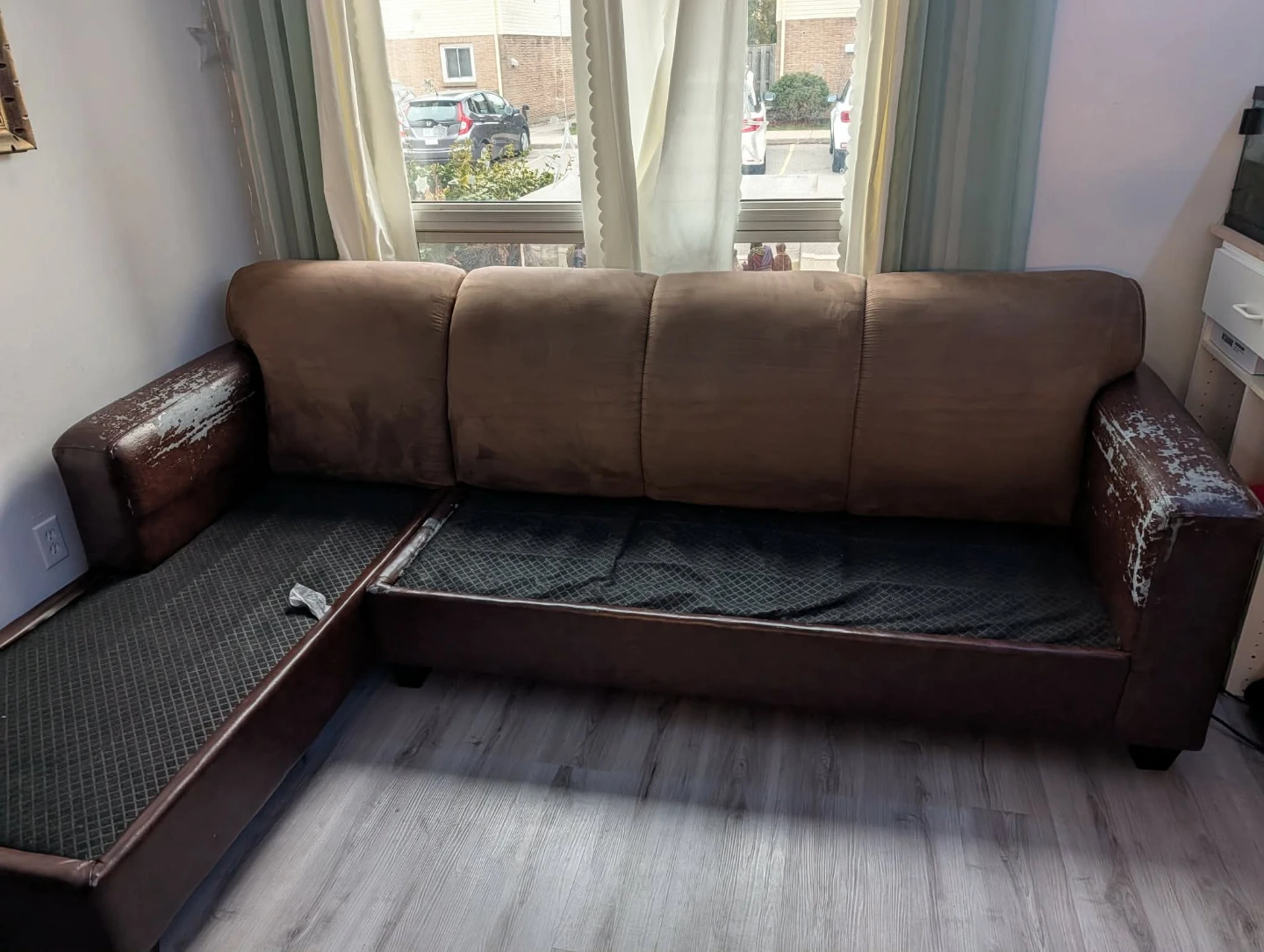 Free Detachable L-Shaped Sofa - photo 2