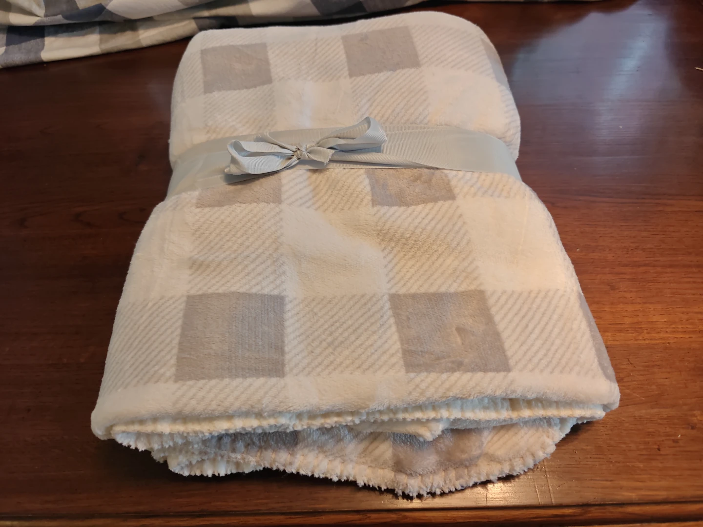 Soft Plaid Throw Blanket
