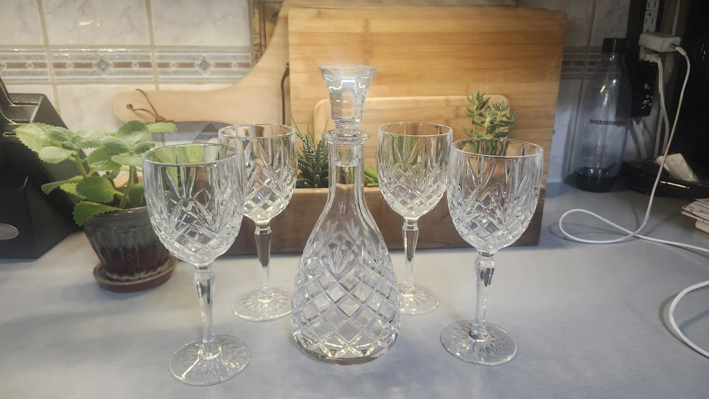 Crystal Decanter and Wine Glasses Set - photo 2