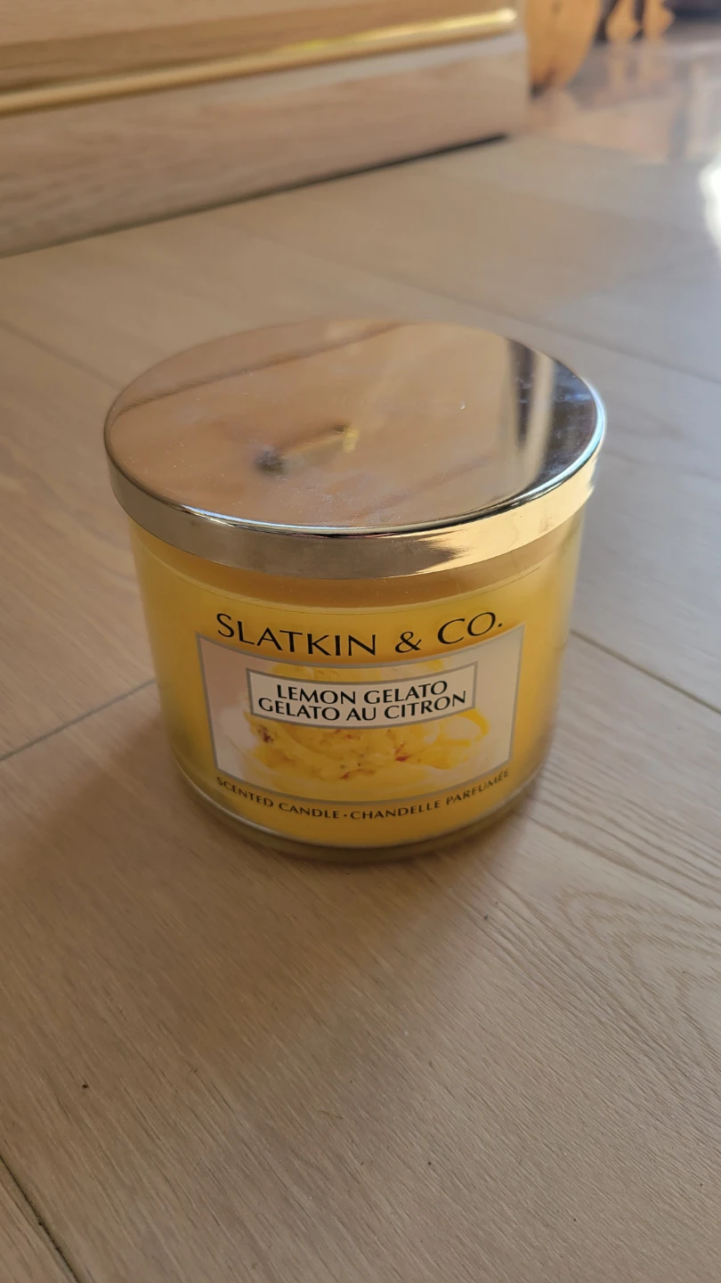 Slatkin & Co. Lemon Gelato 3-Wick Scented Candle