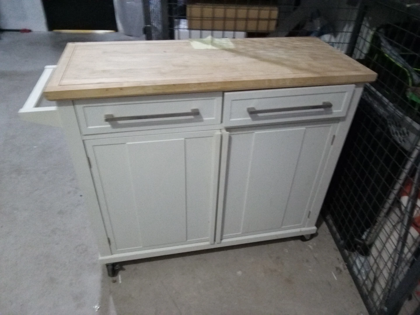 Kitchen table Bar chop storage