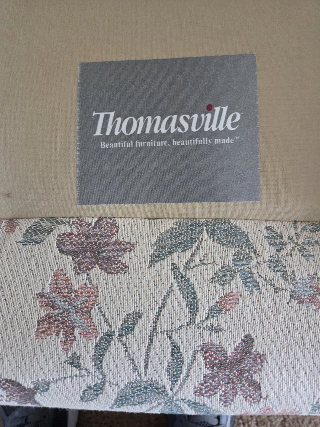 Thomasville Floral Sofa with Throw Pillows - photo 2