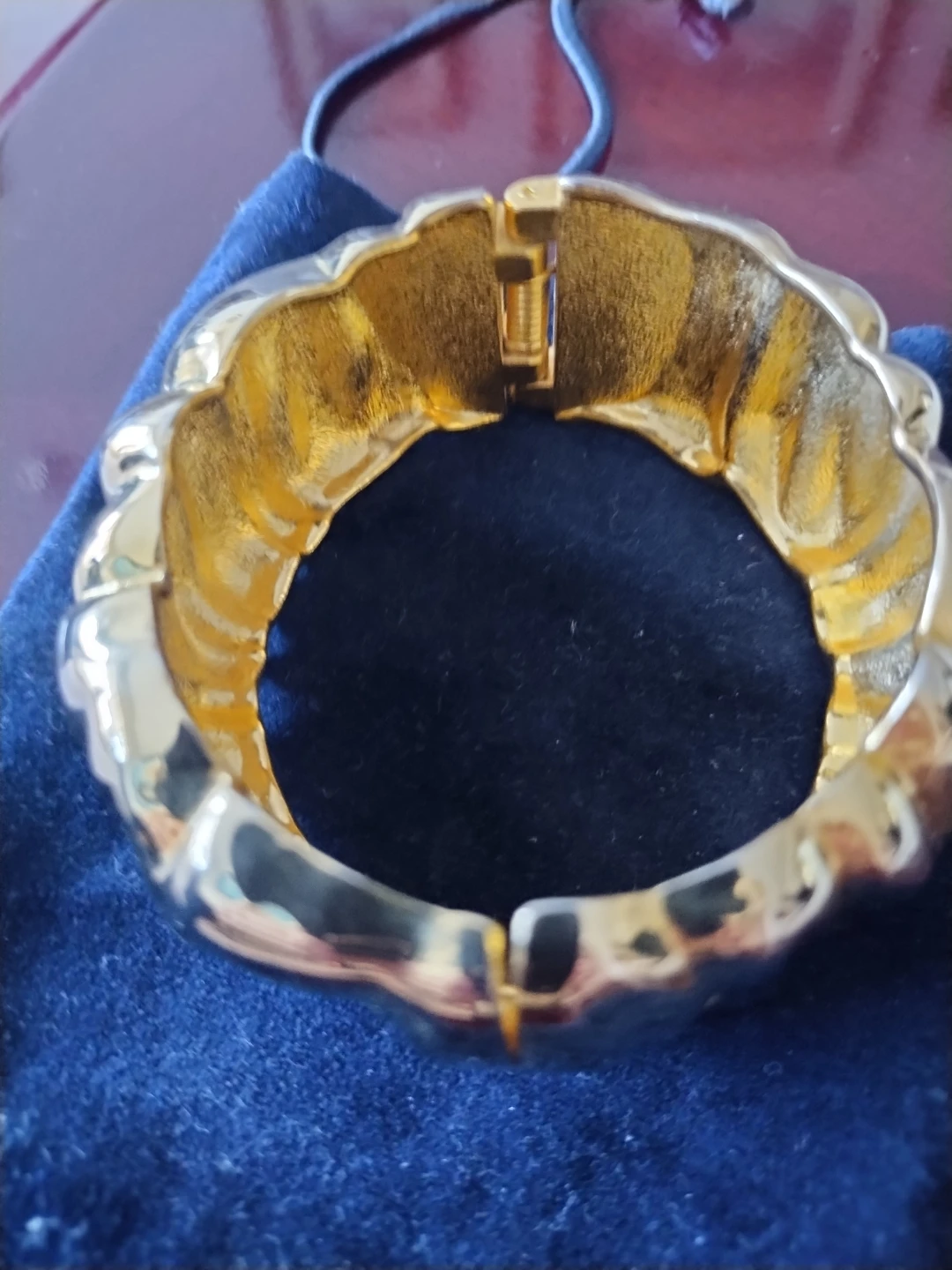 Gold Tone Statement Bangle Bracelet - photo 5