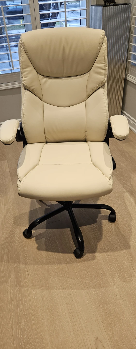 Cream Faux Leather Executive Office Chair for sale - photo 2