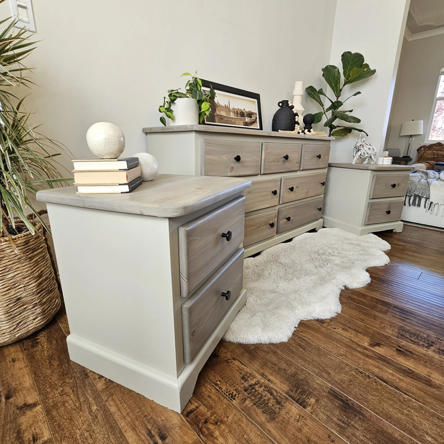 Refinished Solid Pine Dresser and Nightstands Set - photo 2