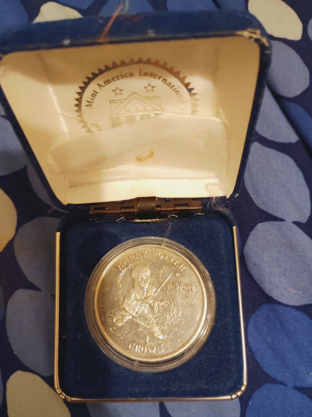 Harry Potter Crown Coin in Presentation Box
