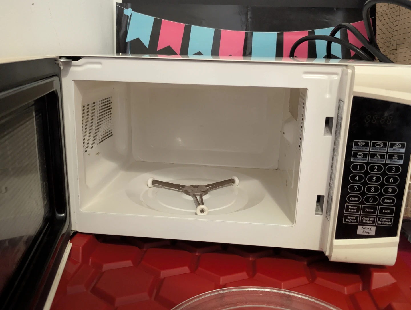 Danby Designer Microwave - photo 3