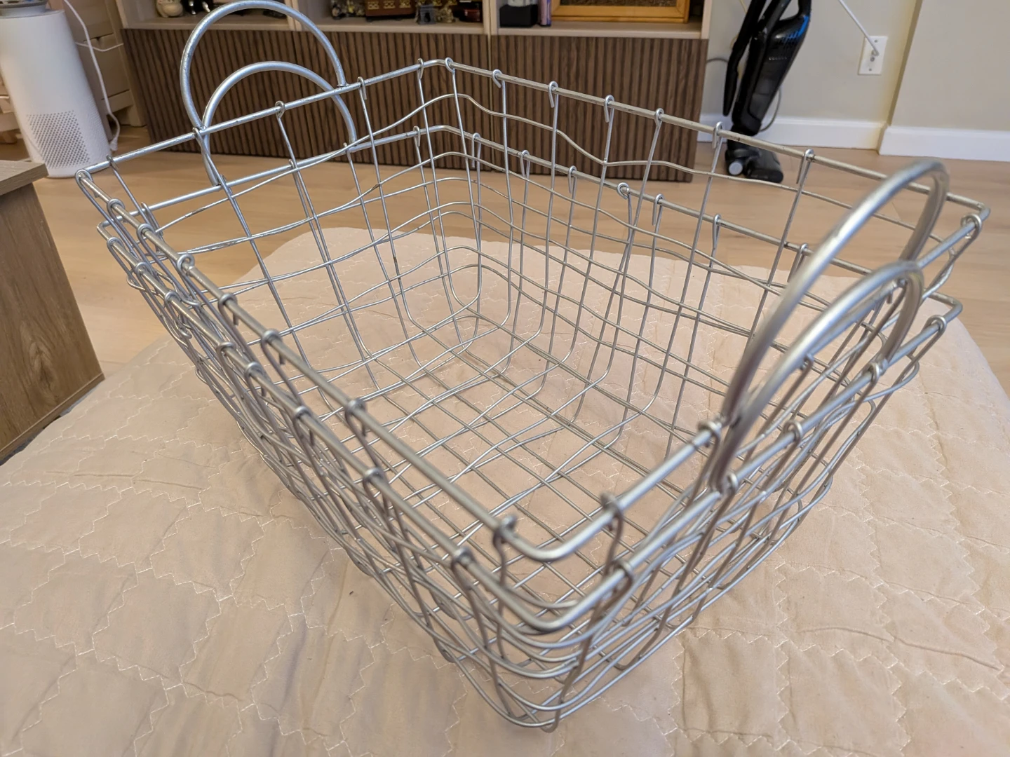 Wire Storage Basket with Handles