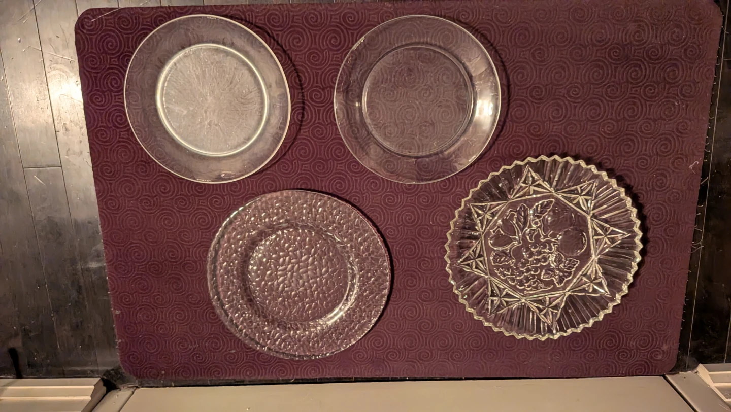 Assorted Glass Bowls - Set of 6, 4 Glass Plates - photo 4