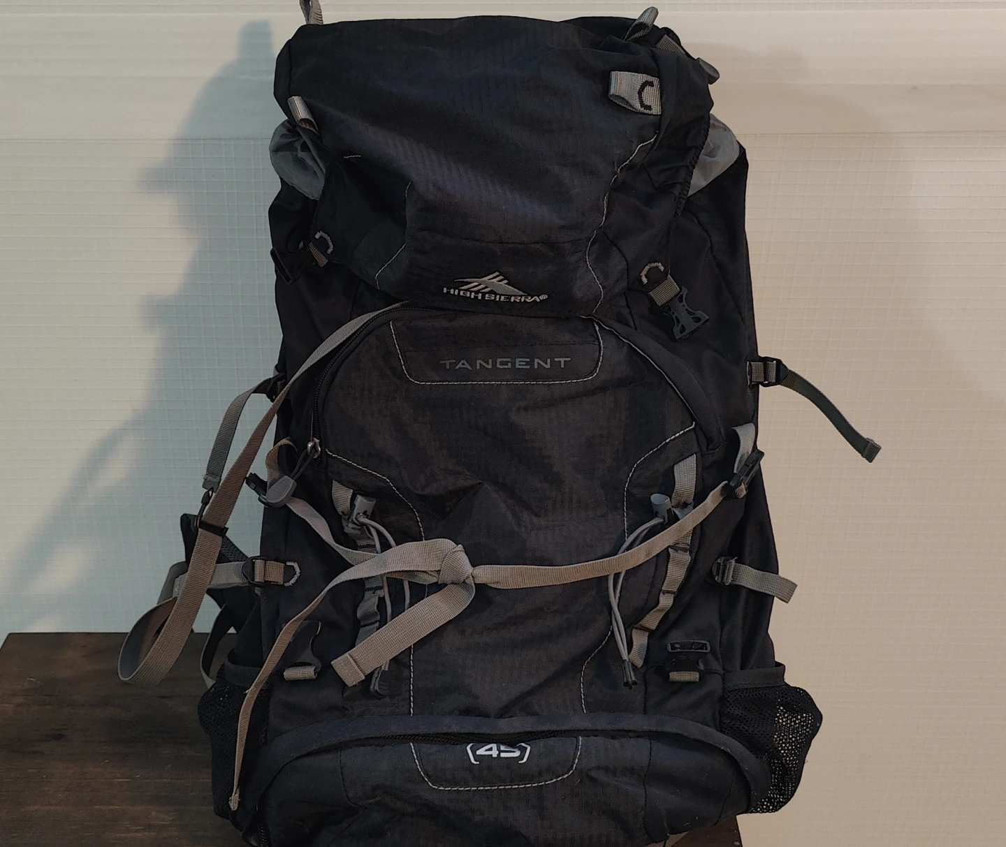 Travel Backpack - High Sierra Tangent - 45 L