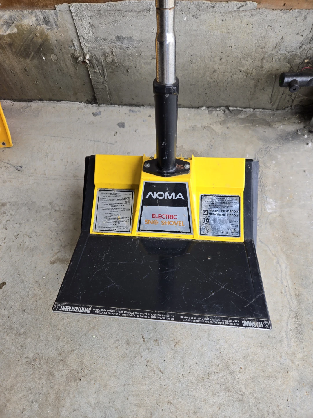 NOMA Electric Snow Shovel and extention