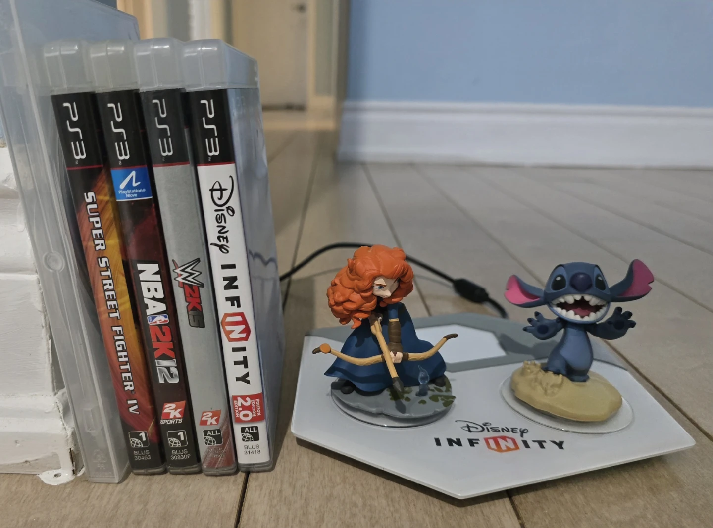 PS3 Slim Console 2 Controllers 5 Games Disney Infinity Figures - photo 3