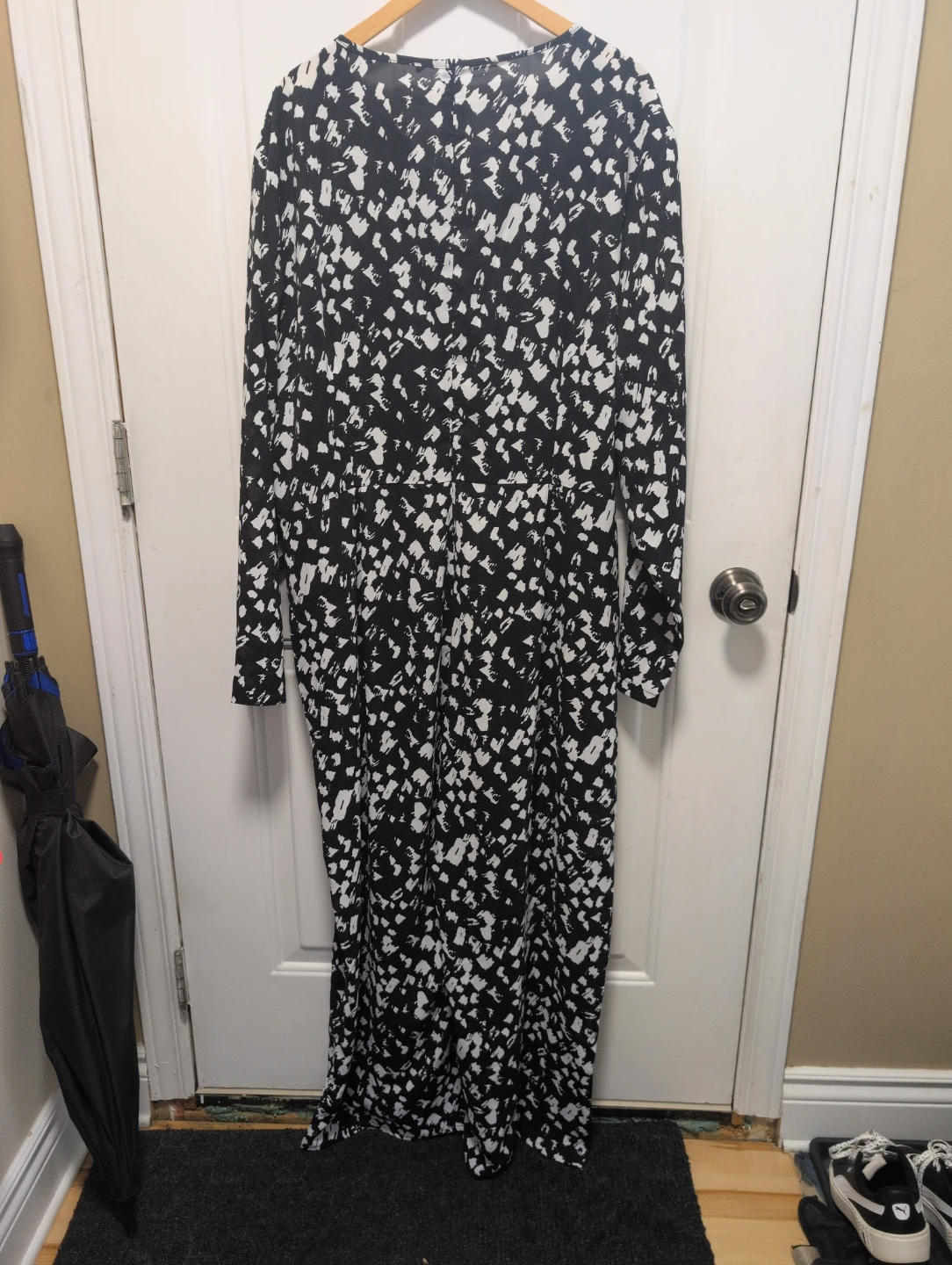 Black and White Abstract Print Jumpsuit - photo 5