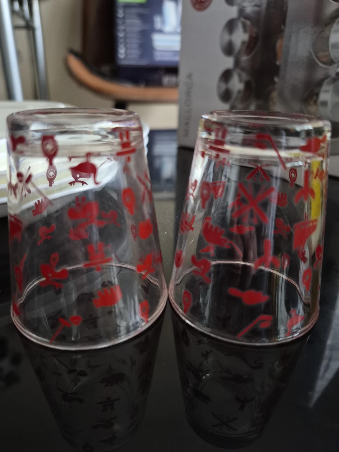 Set of 2 Decorative Glass Tumblers