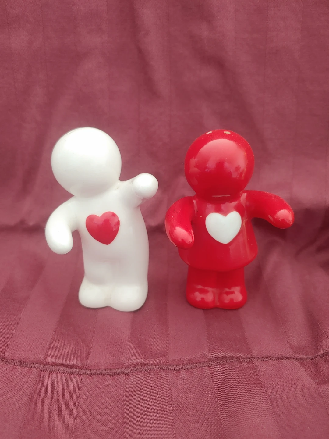 Dancing Couple Salt and Pepper Shakers - photo 2