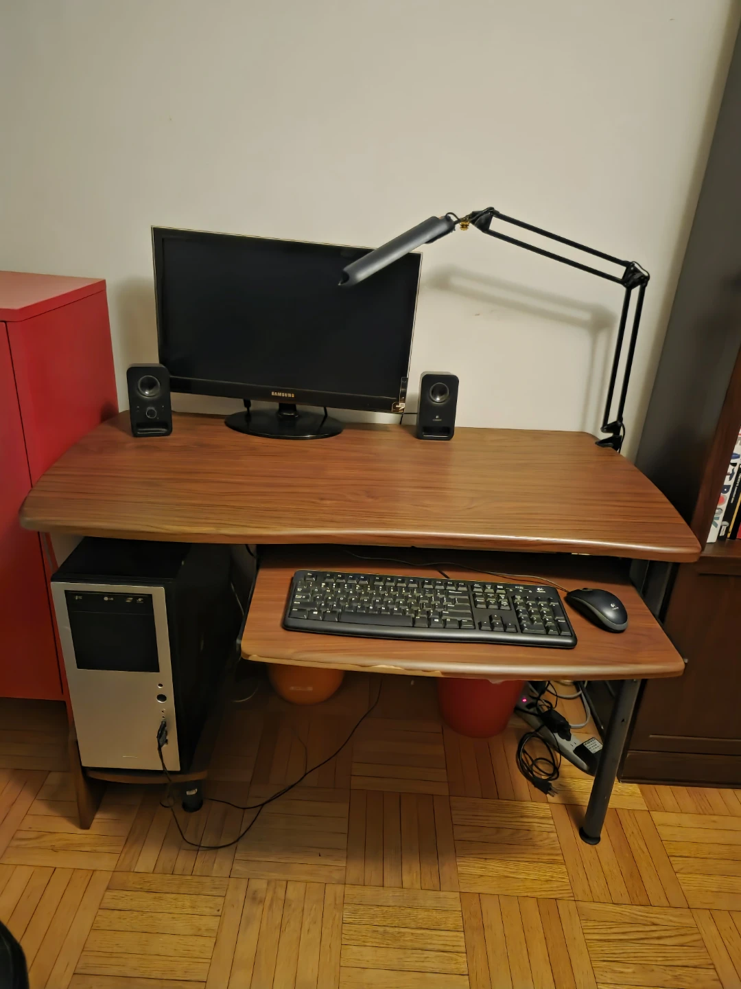 Wood Grain Computer Desk with Keyboard Tray - photo 2