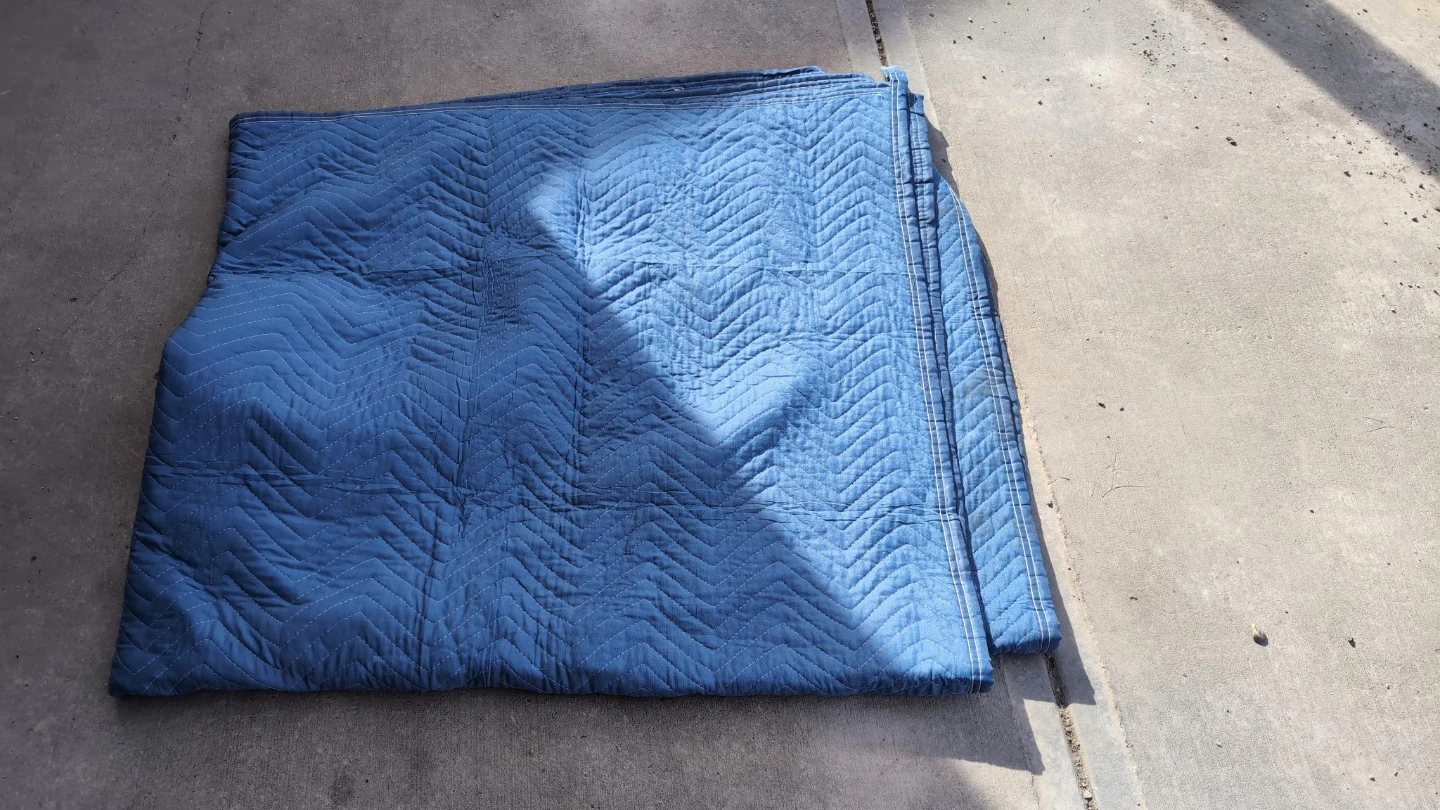 4 Quilted Moving Pads