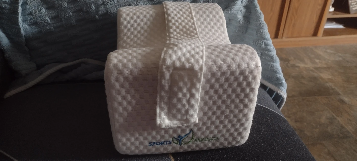 Sports Medica Knee Pillow