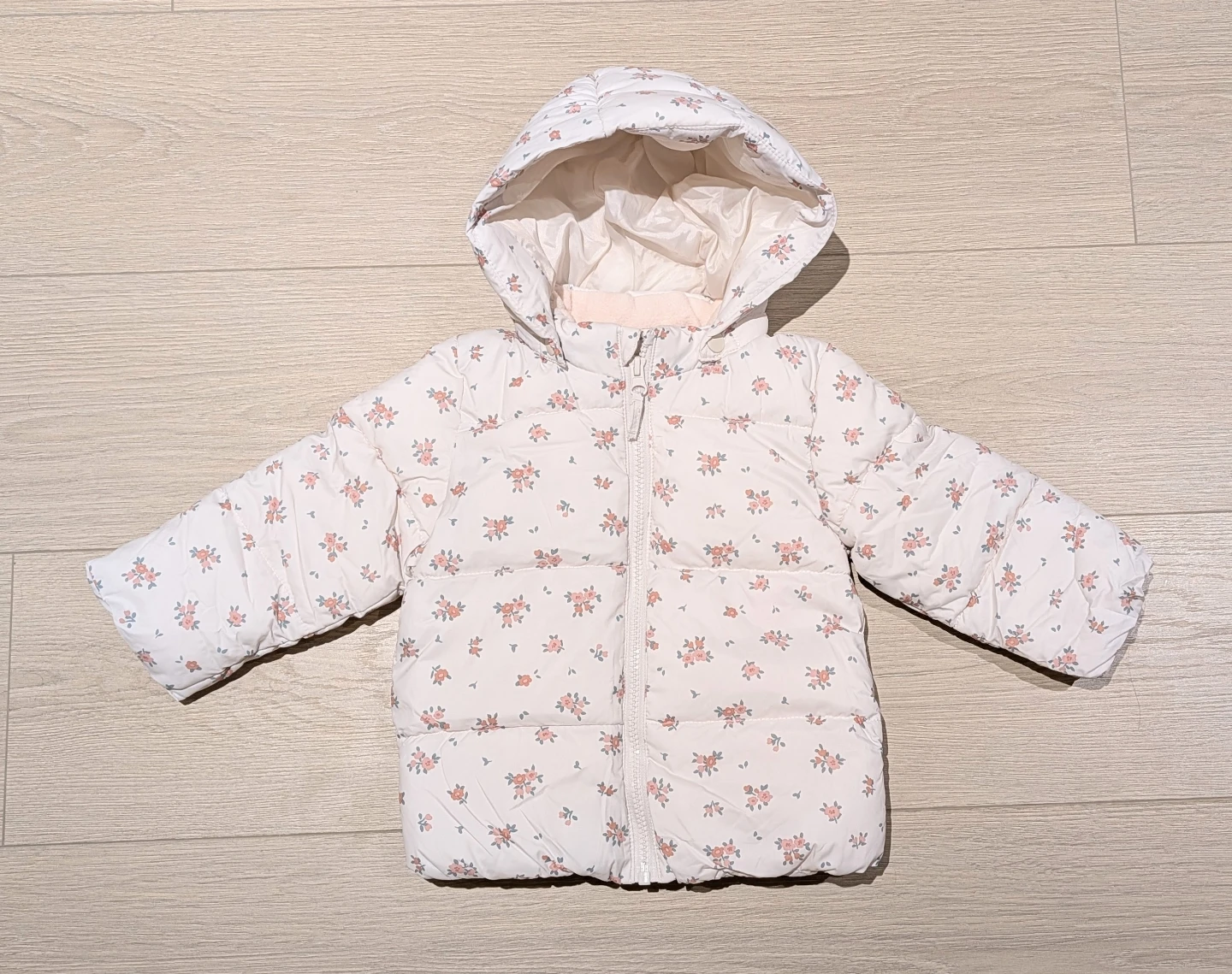New H&M Girls Floral Puffer Jacket