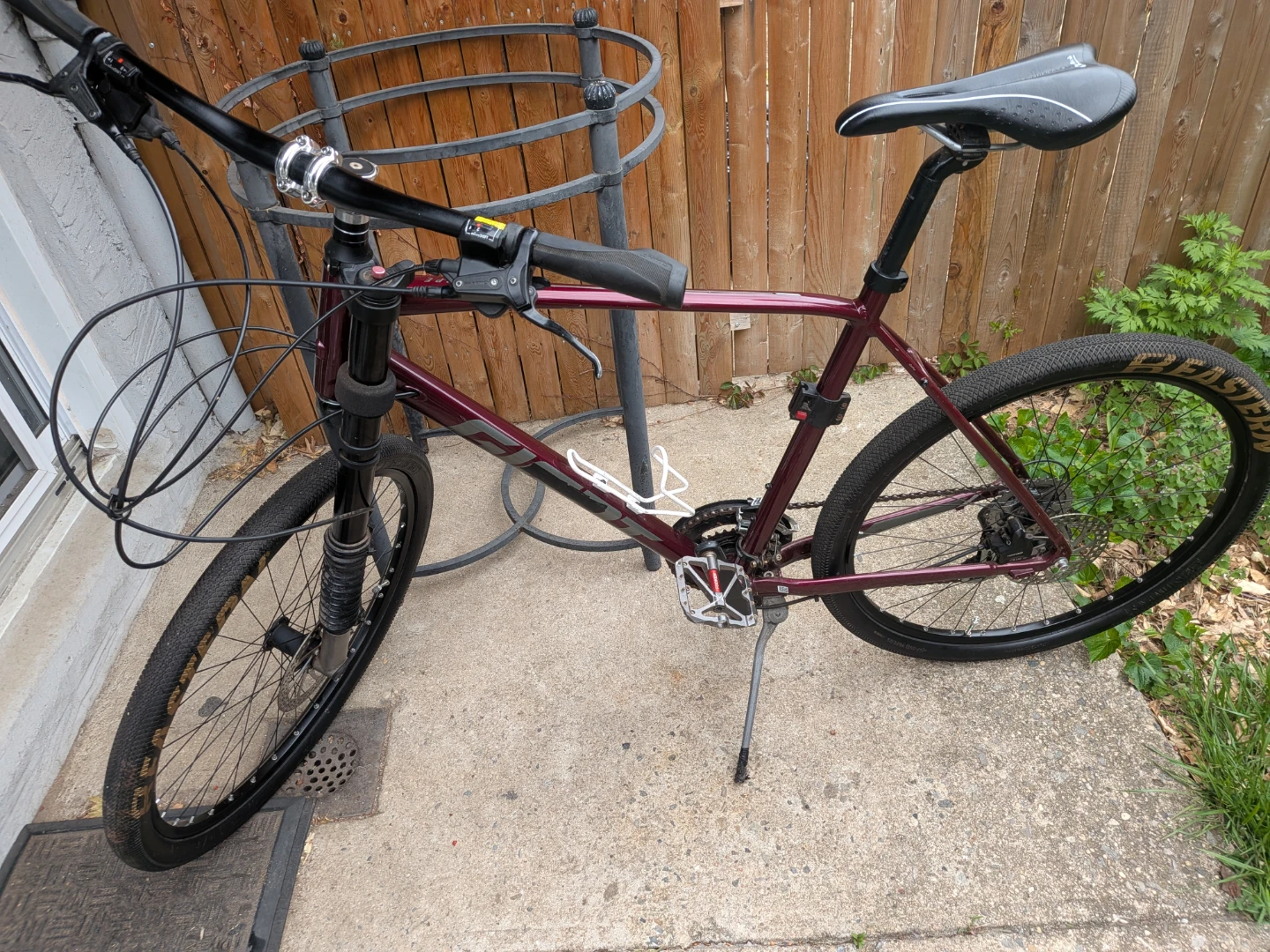 GAINT  hybrid commuter bike Bike w/ Cannondale lefty fork - photo 2
