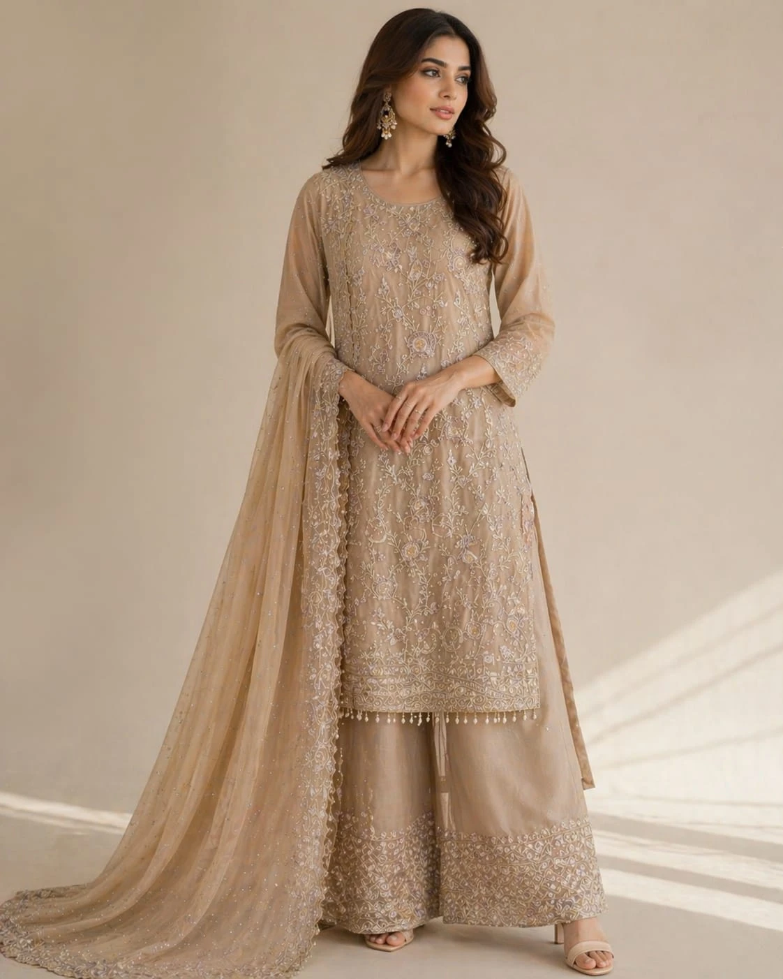 Heavy work Suit with Dupatta - photo 3