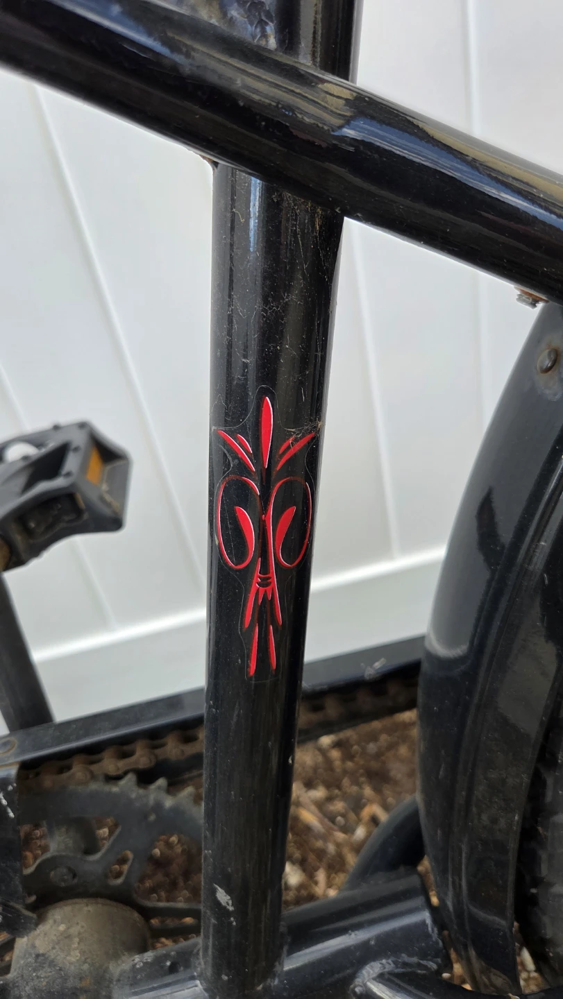 Black Cruiser Bicycle with Red Rims - photo 3