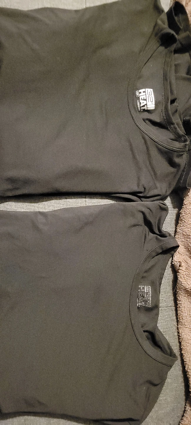 32 Heat Black T-Shirts (S/P)