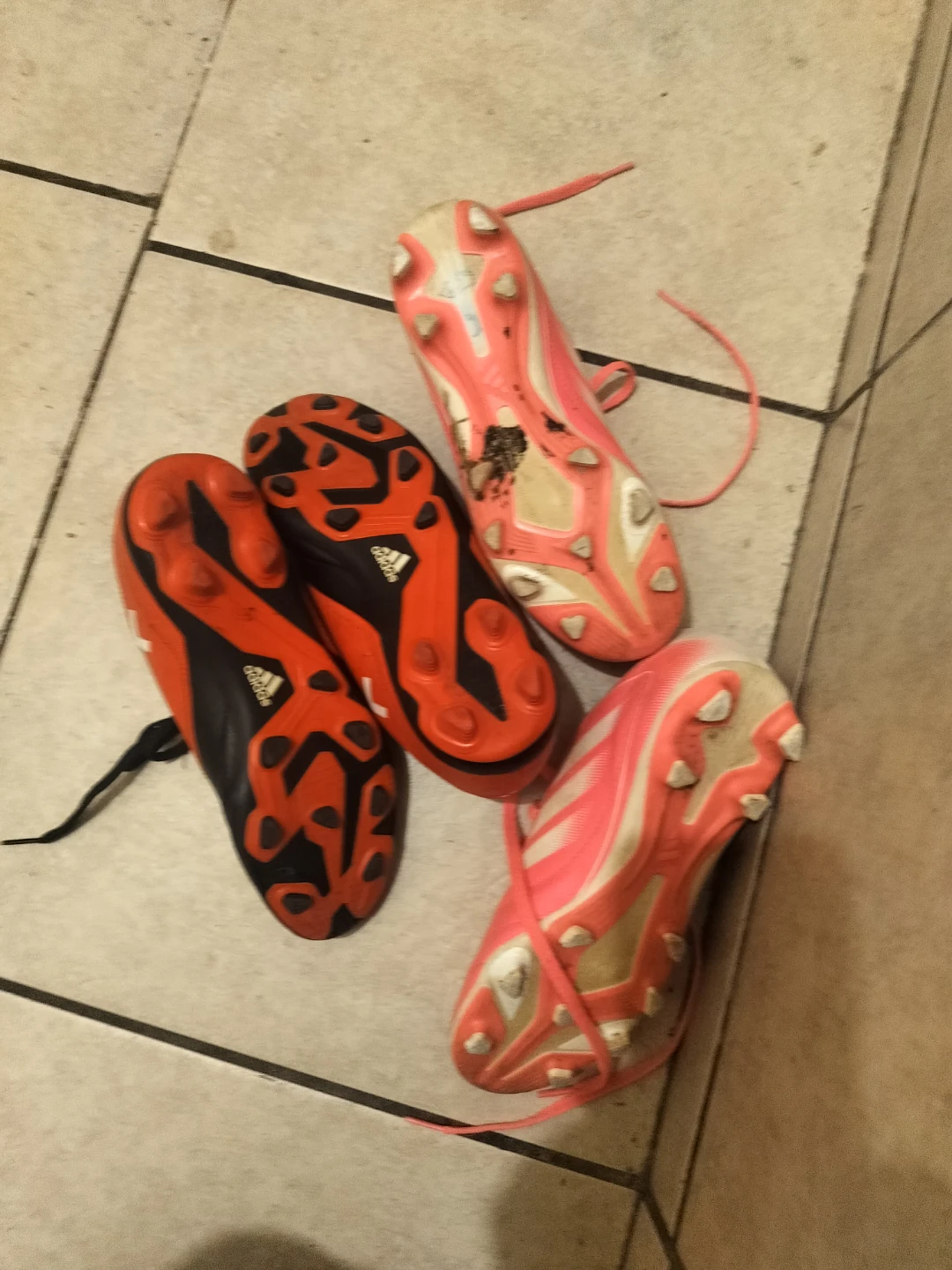 Adidas Red & Blk Soccer Cleats Sz 4 & pink - photo 5