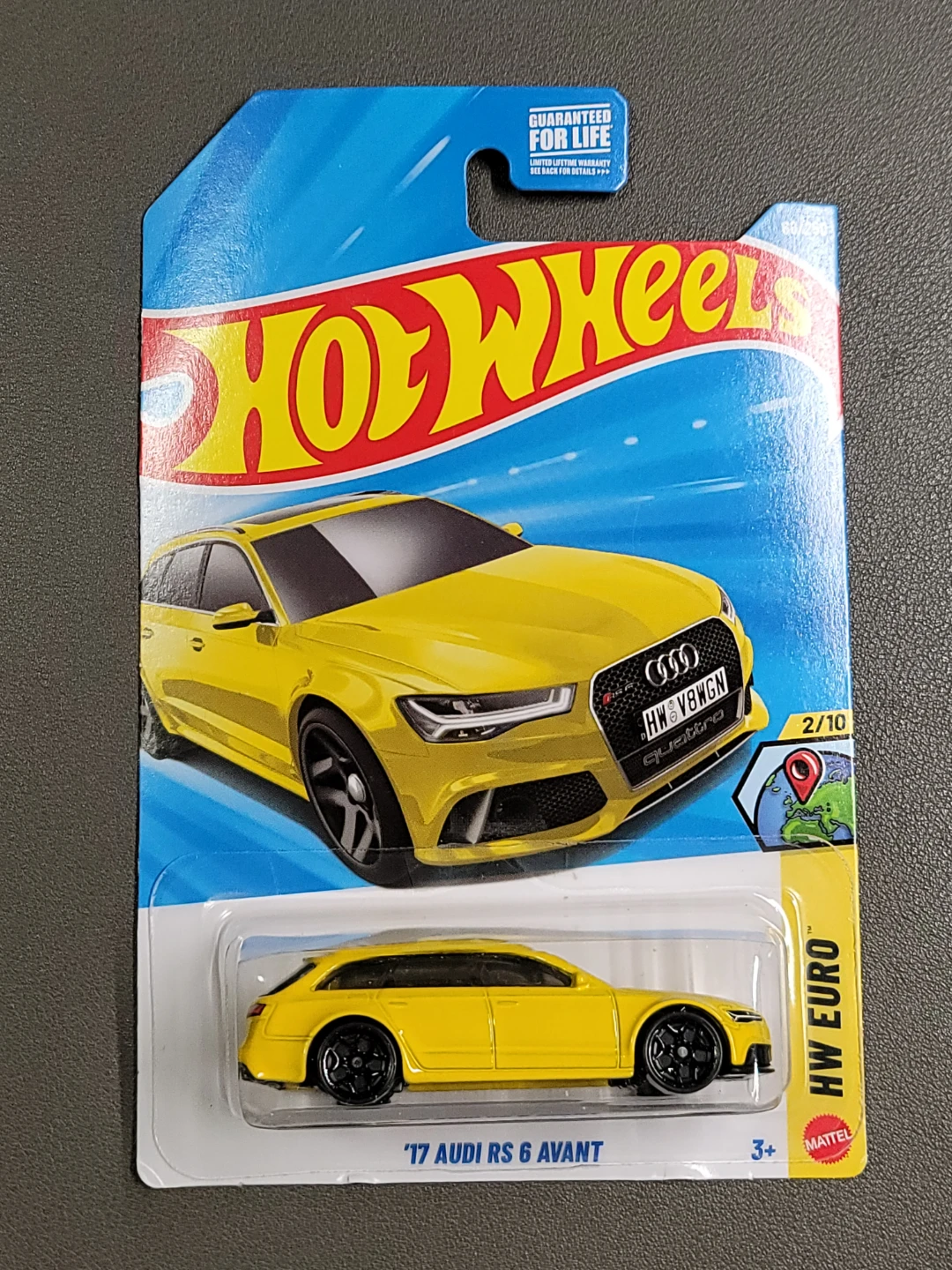 Hot Wheels '17 Audi RS 6 Avant Yellow