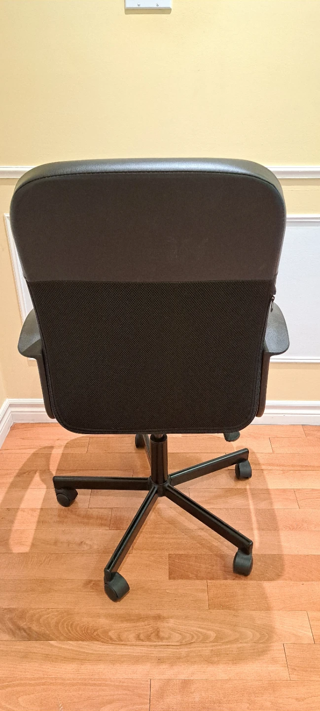 IKEA RENBERGET Swivel Chair - Black - photo 5