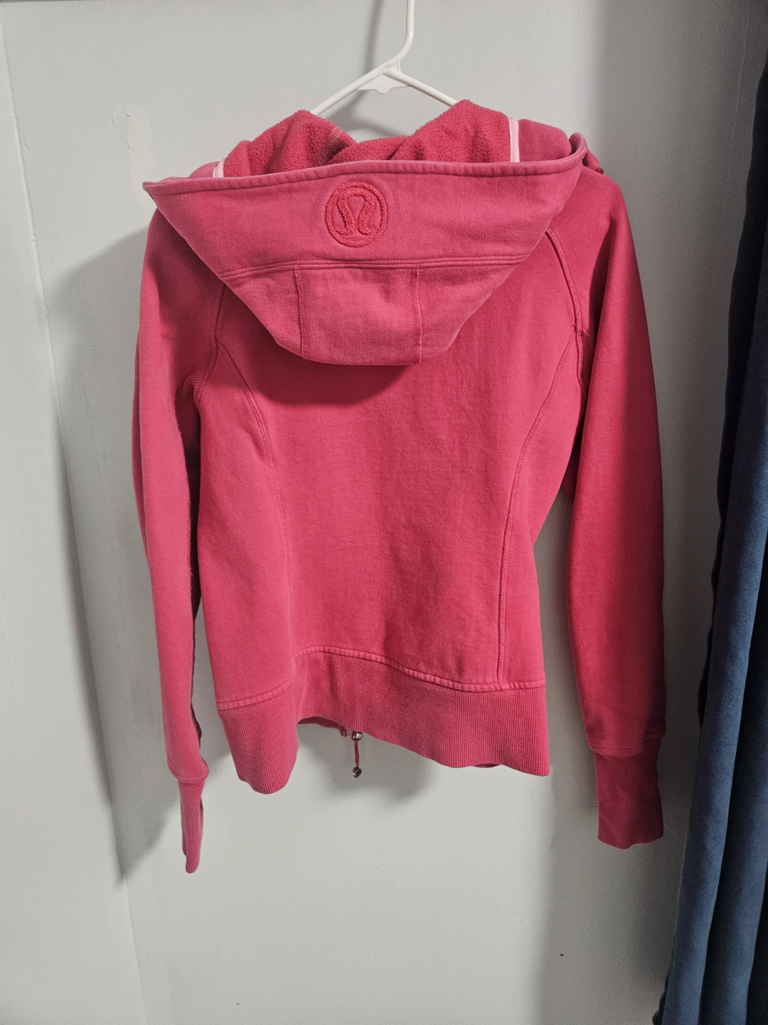 Lululemon Hooded Zip-Up Jacket - photo 2