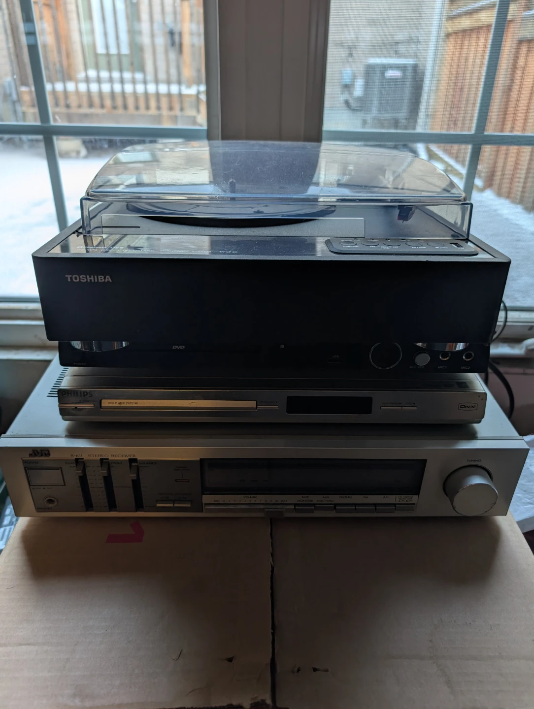 Vintage stereo lot As is